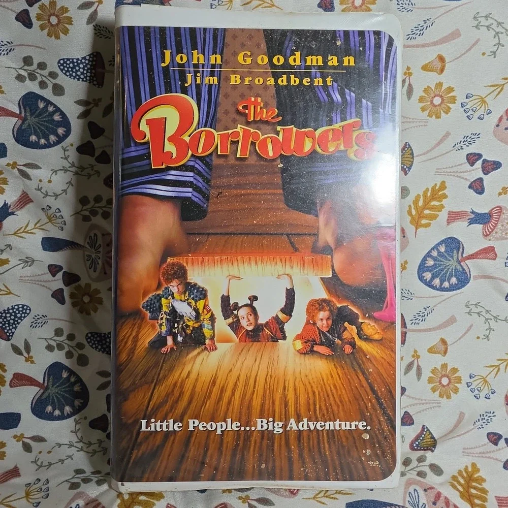 PolyGram One Size The Borrowers VHS Movie Kids Family John Goodman 1997 Fantasy